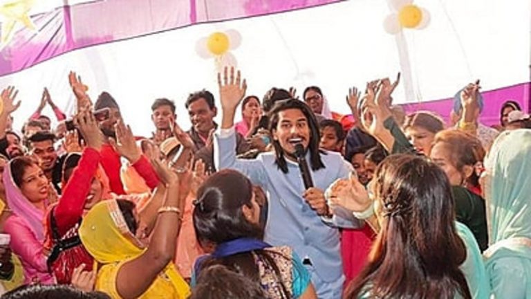 कुँवारी लड़कियों से घिरा रहता है ‘हाले-लूइया’ वाला रवि सिंह, रसूख ऐसा कि पुलिस भी नतमस्तक: झारखंड में ‘चंगाई सभा’ के नाम पर ईसाई धर्मांतरण का आरोप