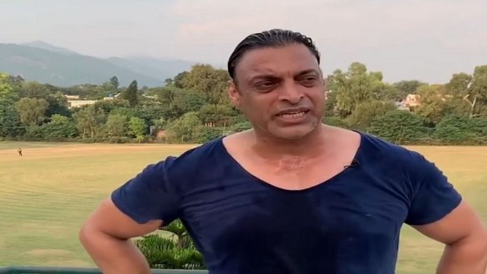 शोएब अख्तर, बॉलिंग, लड़कियों