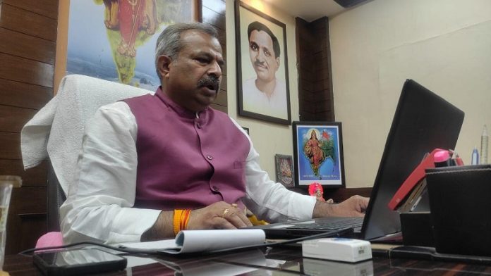दिल्ली, आदेश कुमार गुप्ता, भाजपा
