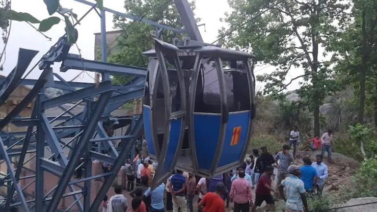 ‘पानी तक नहीं था, अपना ही पेशाब पीने के लिए बोतल में भर रहे थे’: झारखंड रोपवे हादसे के पीड़ितों ने सुनाई दास्ताँ