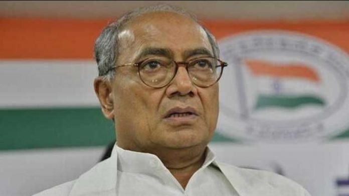 कॉन्ग्रेस नेता दिग्विजय सिंह के खिलाफ भोपाल में केस