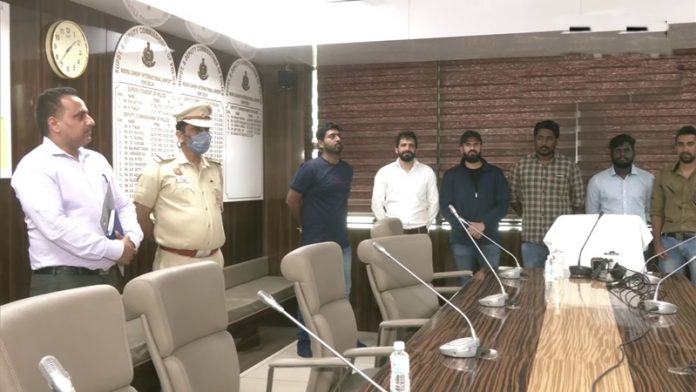 सात भारतीय नाविकों समेत 14 लोगों को यमन से बचाया