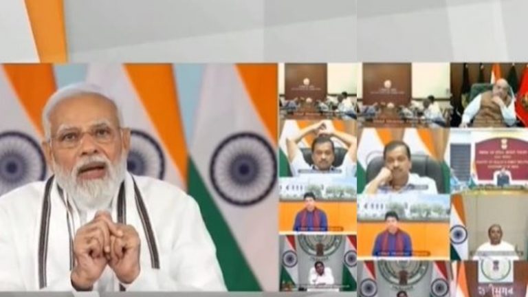 ‘लगातार बदतमीजी से खुद को बदनाम कर रहे केजरीवाल’: PM मोदी के साथ वीडियो कॉन्फ्रेंसिंग में अपनी ‘हरकतों’ से ट्रोल हुए दिल्ली के CM, देखें वीडियो