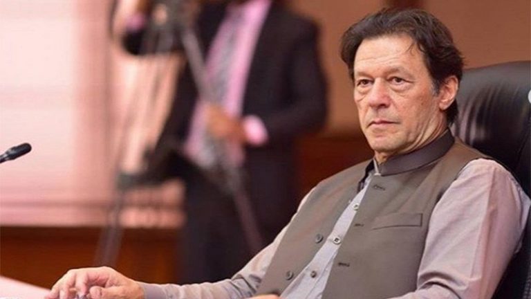 Pakistan: सुप्रीम कोर्ट से मिले झटके के बाद इमरान खान ने बुलाई कैबिनेट बैठक, ट्वीट कर कहा- आखिरी गेंद तक खेलेंगे