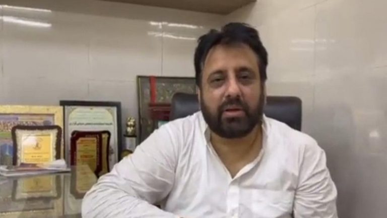 AAP विधायक अमानतुल्लाह खान पर पुलिस ने लगाया ‘Bad Character’ का ठप्पा: कब्जे-मारपीट के दर्ज हैं 18 मामले, फिलहाल तिहाड़ में बंद