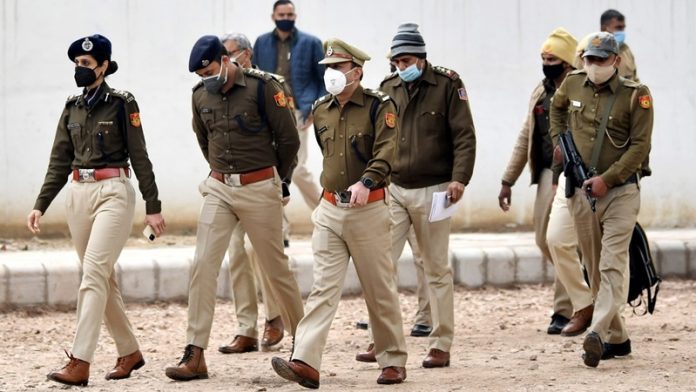 ड्यूटी अपसेंट रहे दिल्ली पुलिस के 60 जवान सस्पेंड