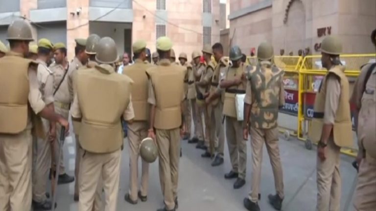 मुस्लिम भीड़ ने रोका ज्ञानवापी का सर्वे, एडवोट कमिश्नर को नहीं घुसने दिया: उपद्रवी अब्दुल कलाम हिरासत में, 9 मई को अगली सुनवाई