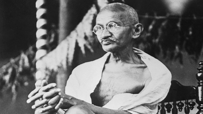 महात्मा गाँधी, मंदिर ध्वस्त, मस्जिद