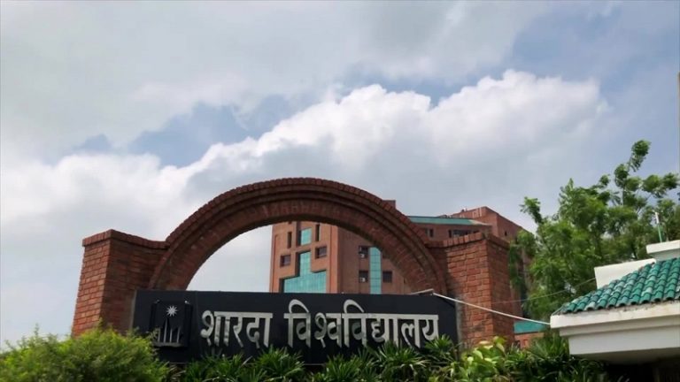 प्रोफेसर वकास फारूक ने बनाया था नाजीवाद और फासीवाद से हिंदुत्व की तुलना वाला सवाल, शारदा यूनिवर्सिटी ने जारी किया ‘कारण बताओ नोटिस’: हो चुका है निलंबित