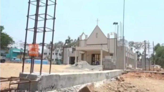 तमिलनाडु में धर्मान्तरण से इनकार पर चर्च ने रोका रास्ता