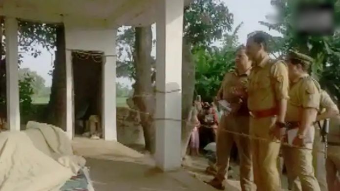 बाराबंकी हत्या पुजारी