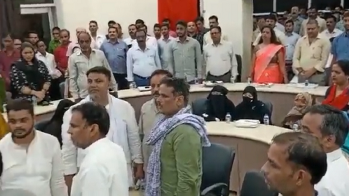 मुज़फ्फरनगर, वन्दे मातरम, राष्ट्रगीत, मुस्लिम महिलाएँ