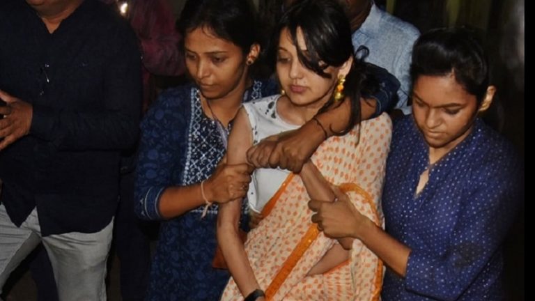 केमिकल फेंके, साड़ी खींचा… केतकी चितले ने बताया- पवार पर नहीं था पोस्ट, NCP कार्यकर्ताओं ने हिरासत में बदसलूकी की