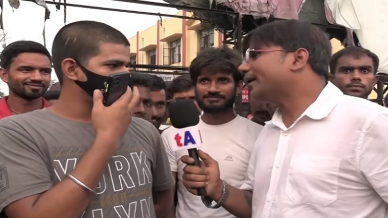 ‘4 साल की नौकरी में कौन अपनी बेटी देगा, दहेज कैसे मिलेगा’: बिहार में आगजनी-हिंसा को जायज बताने का कारण सुन कपार पीट लेंगे