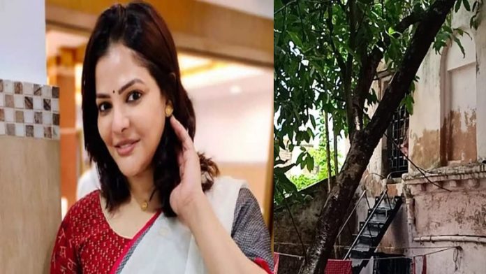 अर्पिता मुखर्जी की माँ