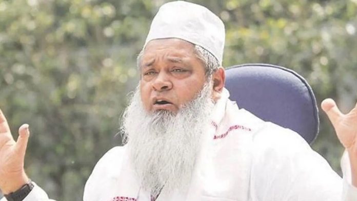 बदरुद्दीन अजमल के खिलाफ केस दर्ज