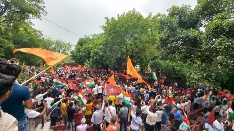 ‘देश 1400 साल पुराने शरिया से नहीं चलेगा’: ‘हिन्दू संकल्प मार्च’ में भगवा झंडों के साथ शांतिपूर्ण विशाल रैली, उदयपुर-अमरावती जैसी घटनाओं पर चेताया