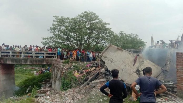 पटना में अवैध पटाखा फैक्ट्री में ब्लास्ट