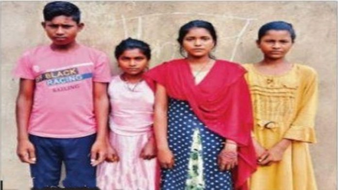 गढ़वा में हिन्दू बच्चों को स्कूल से निकाला