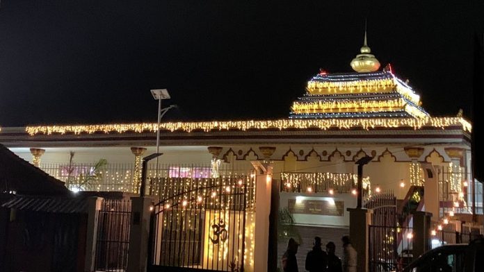 मेडागास्कर, एंटानानैरिवो, भव्य मंदिर, उद्घाटन