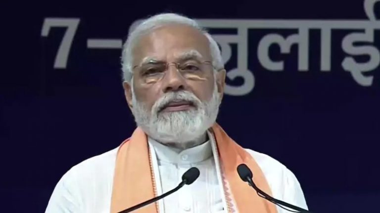 अंग्रेजों की शिक्षा पद्धति सेवक वर्ग तैयार करने वाली’: नई शिक्षा नीति की PM मोदी ने बताई आवश्यकता, वाराणसी को दिया ₹1774 करोड़ की सौगात