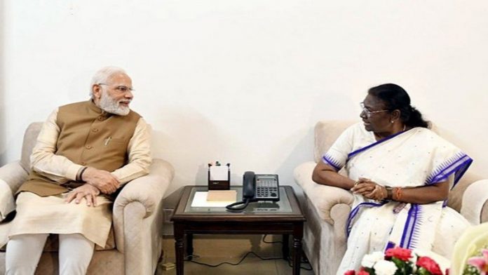पीएम मोदी और द्रौपदी मुर्मू