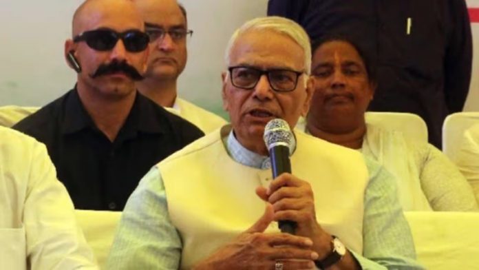 बुलडोजर, यशवंत सिन्हा
