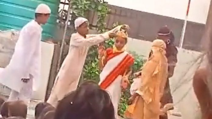 भारत माता, लखनऊ, नमाज, वीडियो