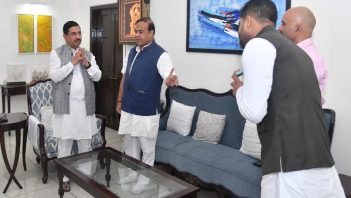 कॉन्ग्रेस विधायक, असम CM हिमंता बिस्वा सरमा, कुमारजयमंगल जयमंगल
