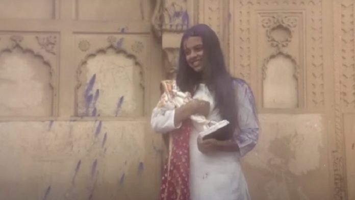 मासूम सवाल, श्रीकृष्ण, गाजियाबाद, केस, सैनिटरी पैड