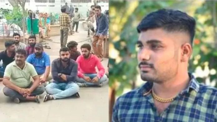 परेश और परिजन