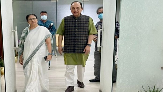 सुब्रमण्यम स्वामी, ममता बनर्जी