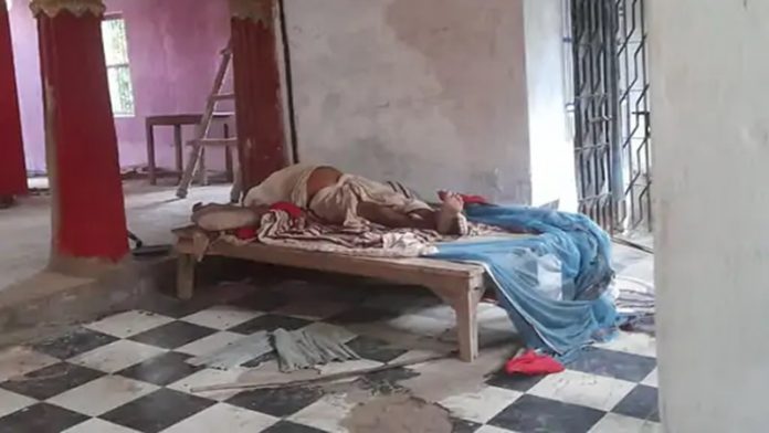 बिहार बदमाश मंदिर पुजारी