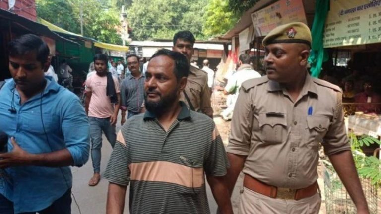 ‘घर में घुस किया रेप, होटल बुलाकर अश्लील Video बनाई’ : लड़कियों को कु*#$* कहने वाले मौलाना जरजिस को 10 साल की जेल, सजा सुन चेहरे से हँसी हुई गायब