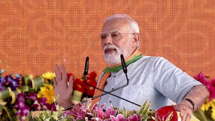 नरेंद्र मोदी, जन्मदिन, शिवपुर, मध्य प्रदेश, महिलाओं