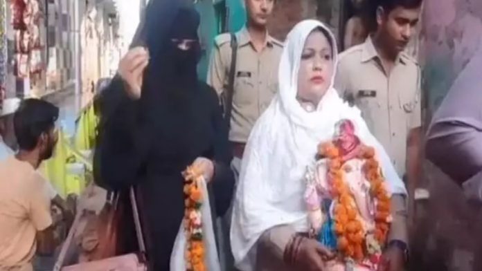 रूबी खान, गणपति विसर्जन