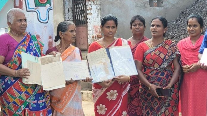वक्फ बोर्ड त्रिची के गाँव के लोग