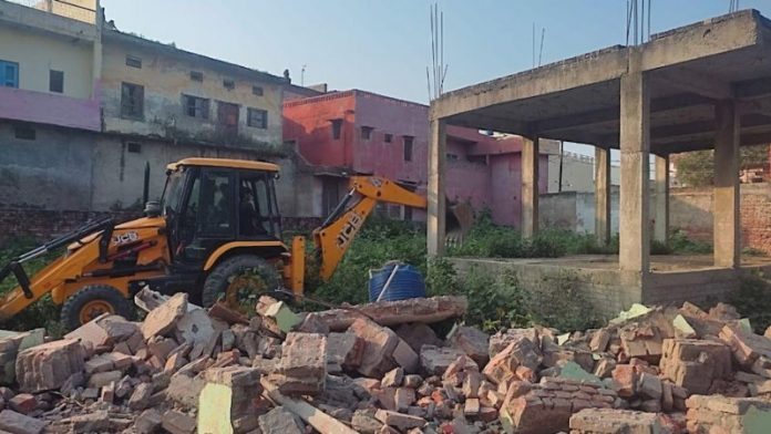 मैनपुरी सपा कार्यालय