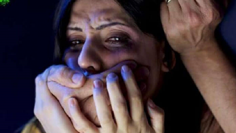 फारुख के बेटे सोहैल ने दलित लड़की के साथ बलात्कार किया, फिर दूसरी मंजिल से नीचे फेंक दिया: लोगों ने पकड़ कर पुलिस को सौंपा