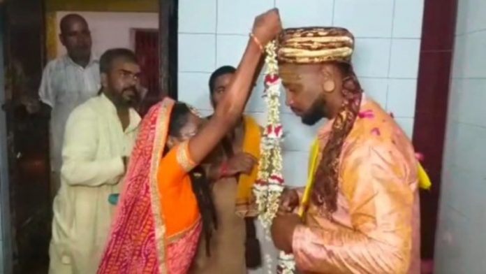 अमेरिका शादी महादेव