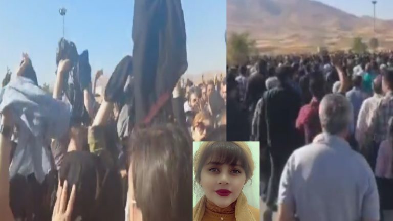 ‘मौलवी नहीं चाहते महिलाओं को अधिकार मिले’ : ईरान में उग्र हुआ हिजाब विरोधी प्रदर्शन, पुलिस ने 8 को गोली मारी, हजारों गिरफ्तार