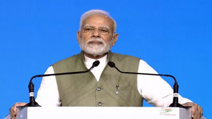 प्रधानमंत्री नरेंद्र मोदी
