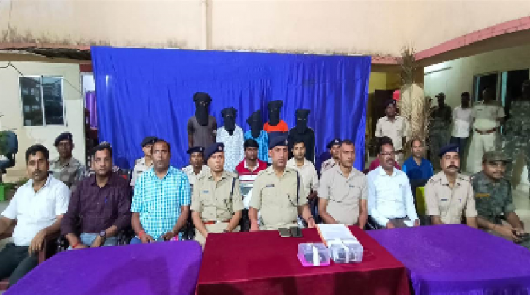 सॉफ्टवेयर इंजीनियर से गैंगरेप मामले में झारखंड पुलिस ने 7 को किया गिरफ्तार, आरोपितों में 2 नाबालिग: 2 अब भी फरार, जनजातीय समाज की है पीड़िता