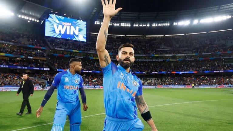 ‘अंपायर ने धोखा दिया, BCCI वाले चला रहे हैं अंतरराष्ट्रीय क्रिकेट’: हार से तिलमिलाए Pak फैंस ने भारत पर लगाया ‘रनों की डकैती’ का आरोप, कहा – हमें लूट लिया