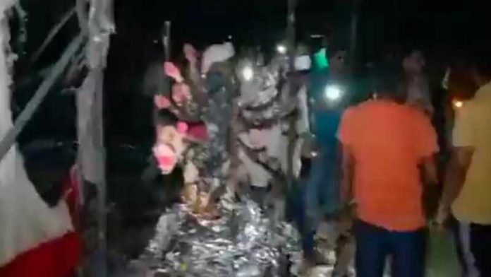 भदोही दुर्गा पूजा आग