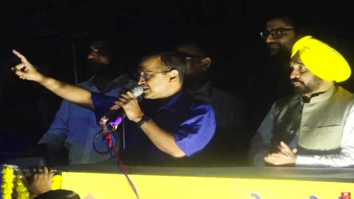 गुजरात अरविन्द केजरीवाल