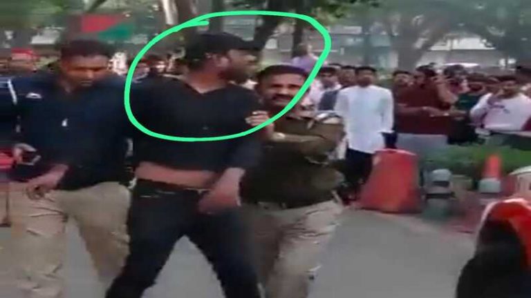 ‘सबके बीवी-बच्चों और घर को जानता हूँ’: Zomato के डिलीवरी एजेंट नदीम ने पुलिस चौकी में लगाई आग, महिला को घूरने से मना करने पर की पत्थरबाजी