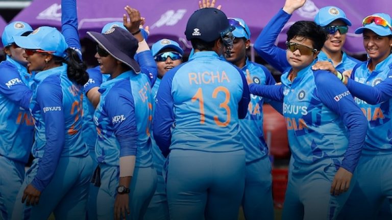 भारतीय महिला क्रिकेट टीम ने 7वीं बार अपने नाम किया एशिया कप, स्मृति-रेणुका के तूफान में उड़ा श्रीलंका: दीप्ति शर्मा बनीं ‘प्लेयर ऑफ द टूर्नामेंट’