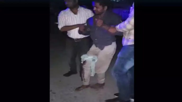 ऑटो में बैठी 18 साल की टीचर के साथ झाड़ियों में गैंगरेप: UP पुलिस ने एनकाउंटर के बाद इमरान को पकड़ा; पिस्तौल-कारतूस बरामद
