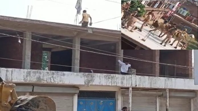 कानपुर देहात पुलिस पथराव
